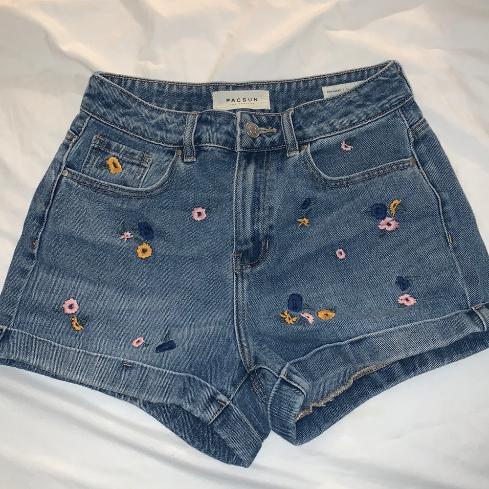 Pacsun Embroidered Floral Jean Mom Shorts